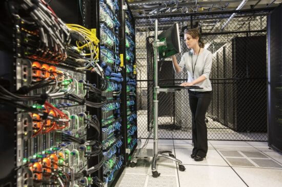 Plánovaný servis serverů a statistika výpadků za rok 2024